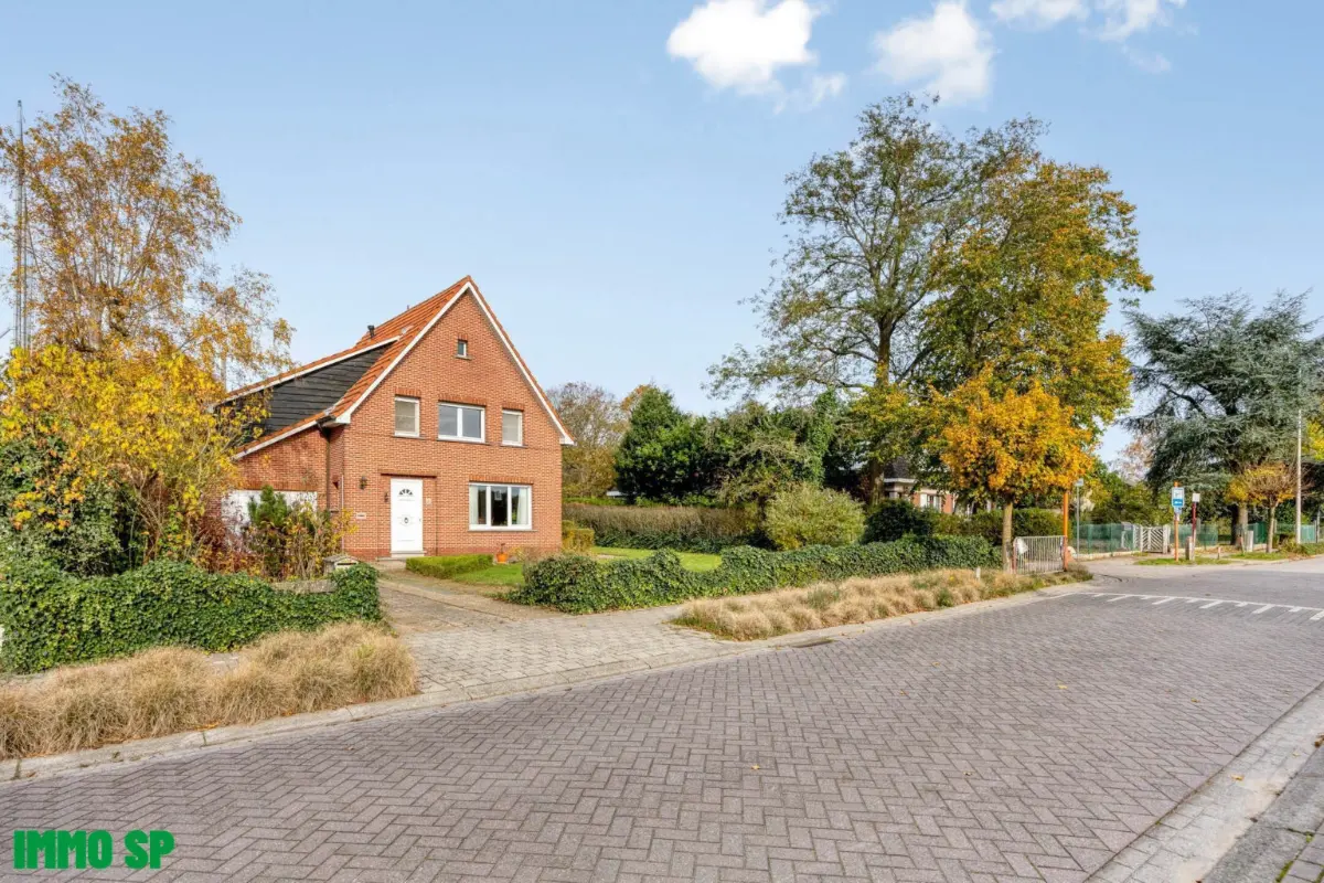 Huis te  koop in Pulle 2243 349000.00€ 3 slaapkamers 193.00m² - Zoekertje 633807