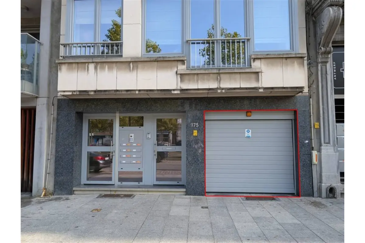 Parking & garage te  koop in Antwerpen 2060 22000.00€  slaapkamers m² - Zoekertje 634229