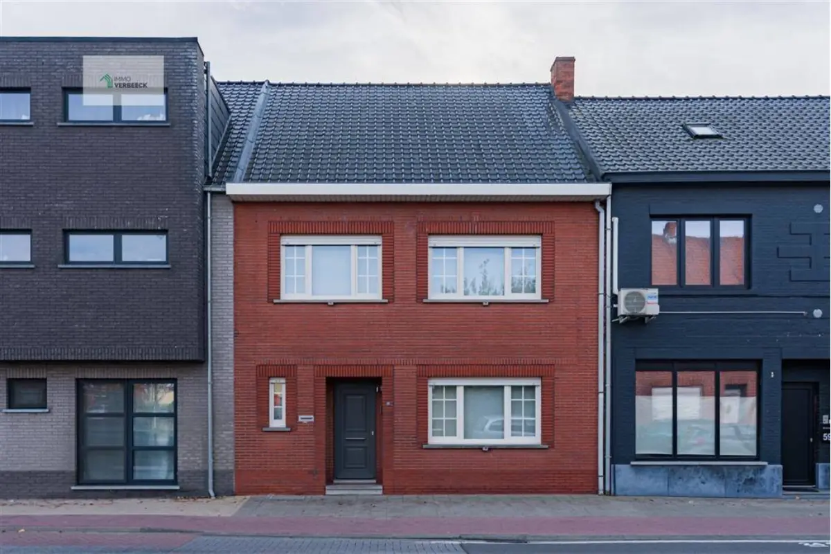 Huis te  huur in Balen 2490 1250.00€ 3 slaapkamers 211.00m² - Zoekertje 634714