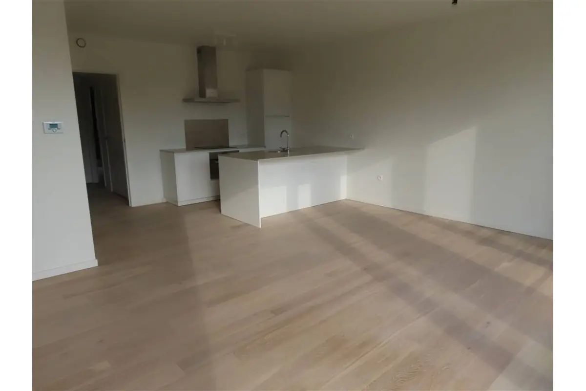 Appartement te  huur in Berchem 2600 1335.00€ 2 slaapkamers m² - Zoekertje 634313