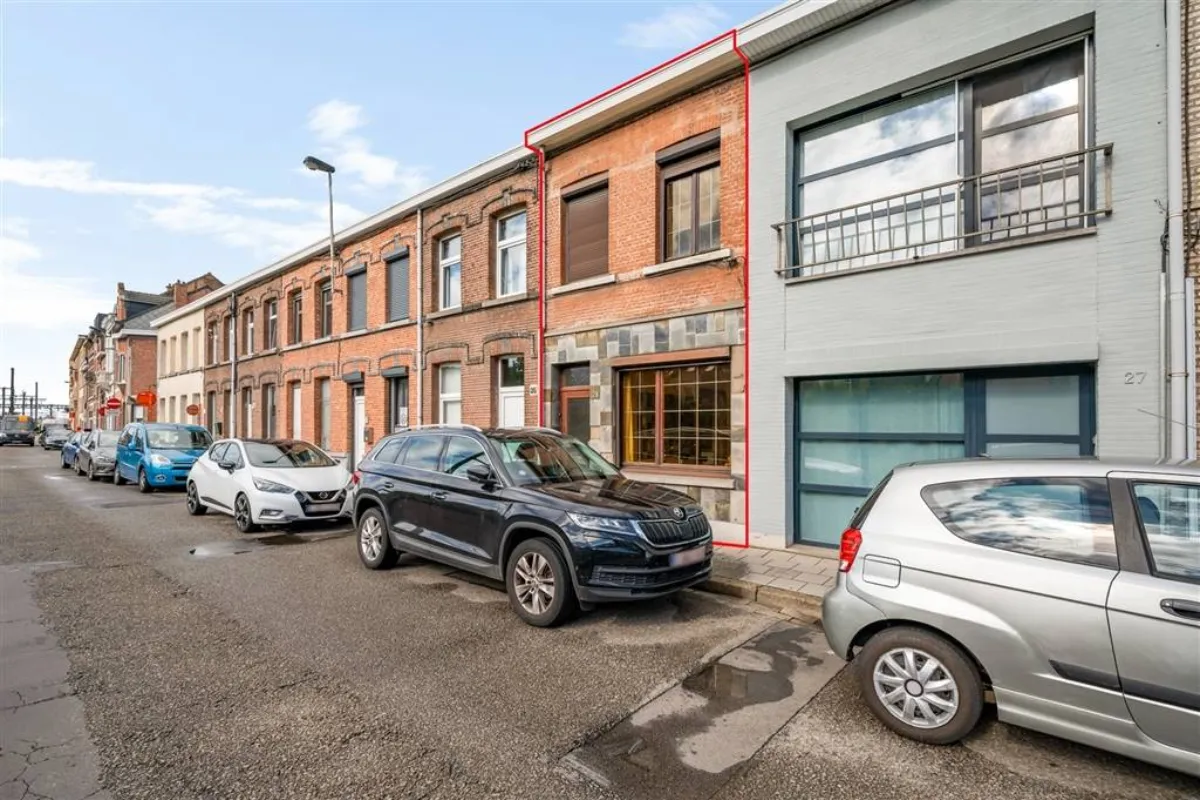 Huis te  koop in Lier 2500 145000.00€ 2 slaapkamers 100.00m² - Zoekertje 634202