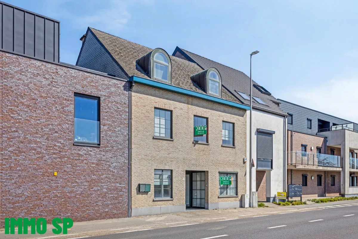 Appartement te  koop in Laakdal 2430 324000.00€ 2 slaapkamers m² - Zoekertje 635136