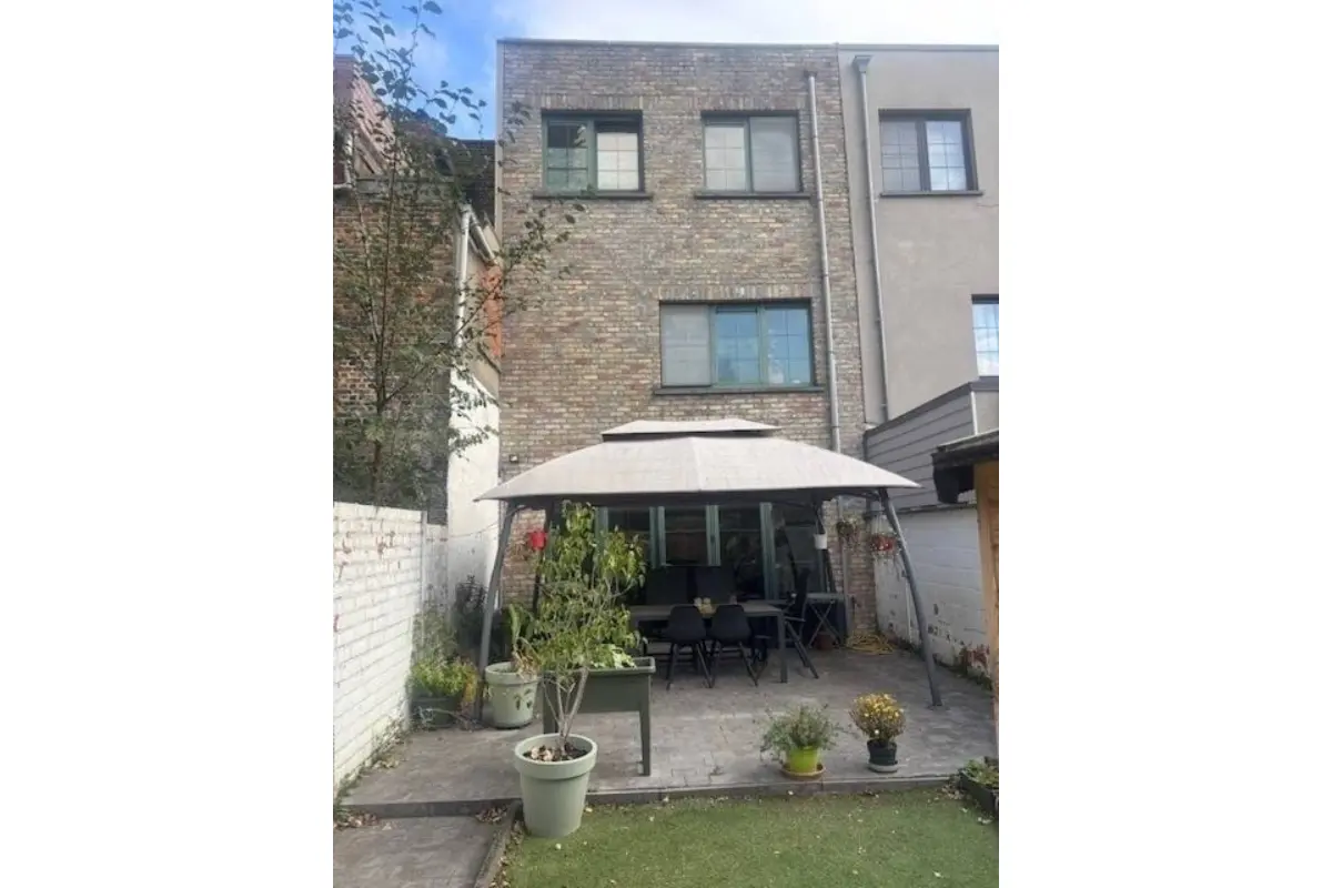 Huis te  koop in Niel 2845 278000.00€ 2 slaapkamers 120.00m² - Zoekertje 635126