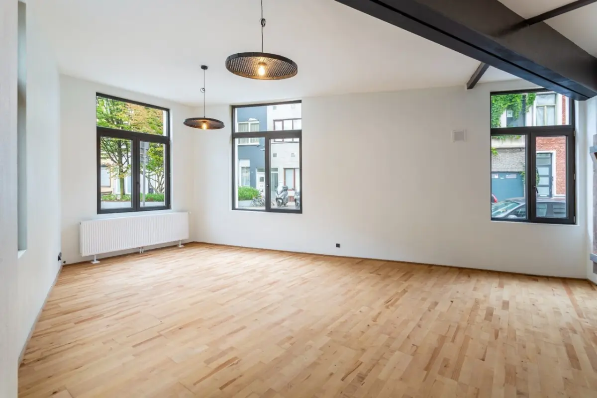 Appartement te  koop in Antwerpen 2060 209000.00€ 1 slaapkamers 67.00m² - Zoekertje 635373