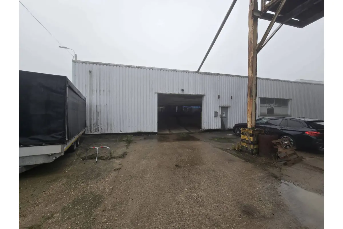 Handelszaak te  huur in Mechelen 2800 4200.00€  slaapkamers 840.00m² - Zoekertje 636302