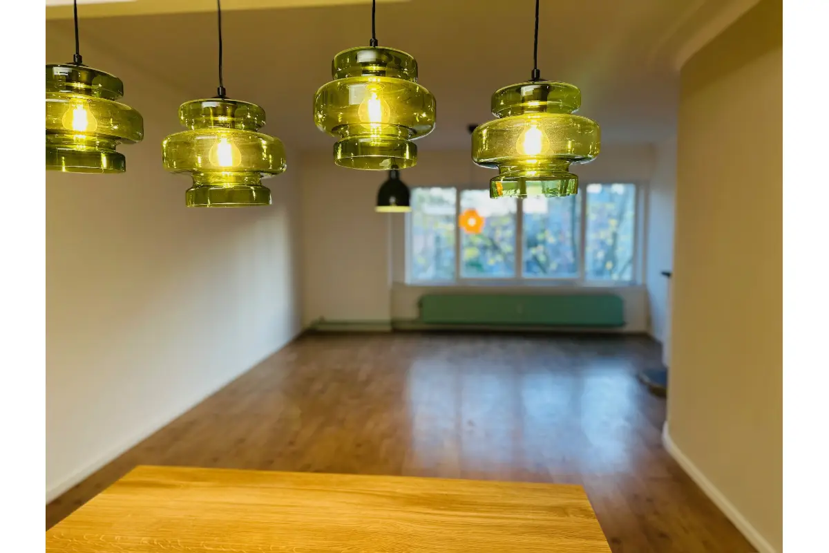 Appartement te  huur in Berchem 2600 990.00€ 1 slaapkamers 74.00m² - Zoekertje 636138