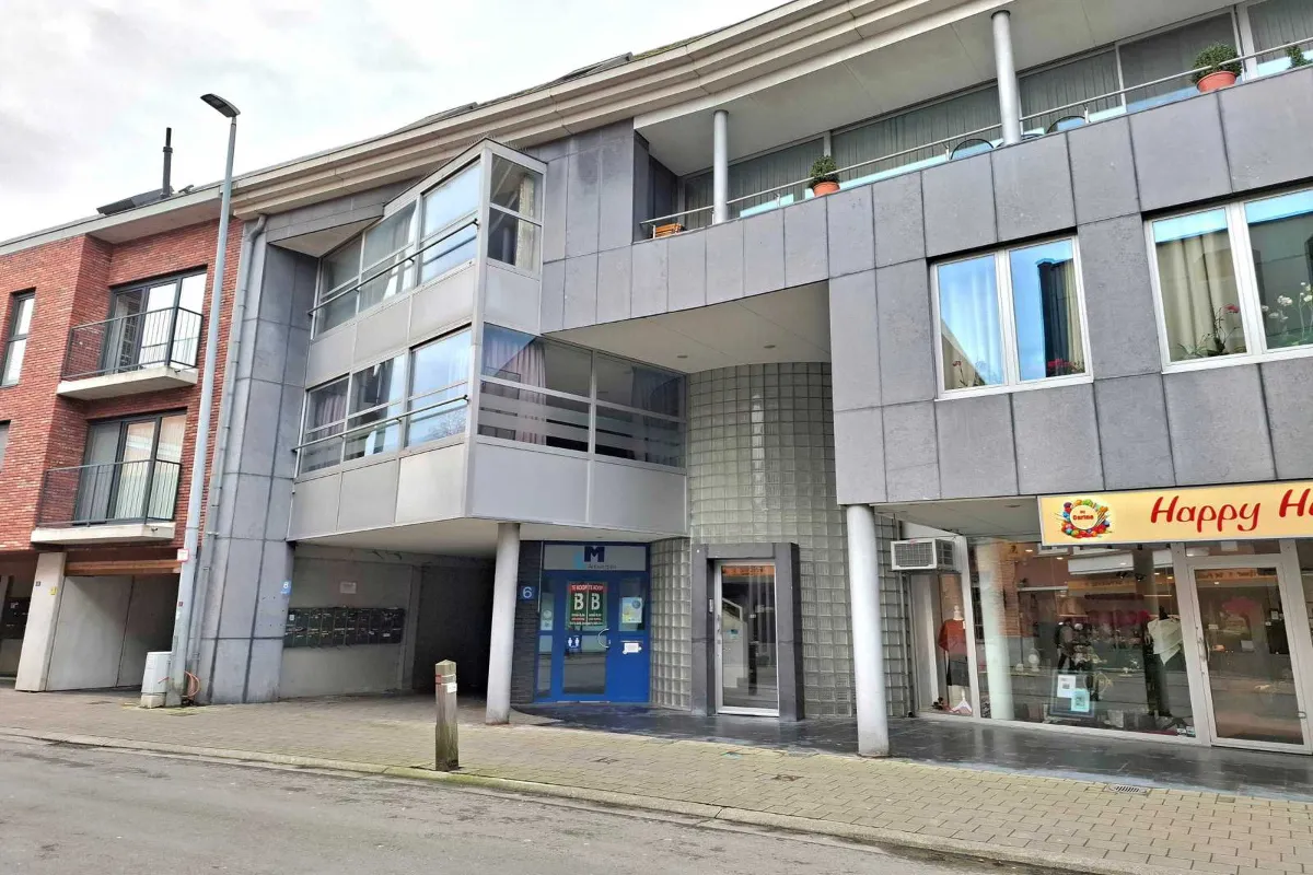Handelszaak te  koop in Herentals 2200 359000.00€  slaapkamers 375.00m² - Zoekertje 636557