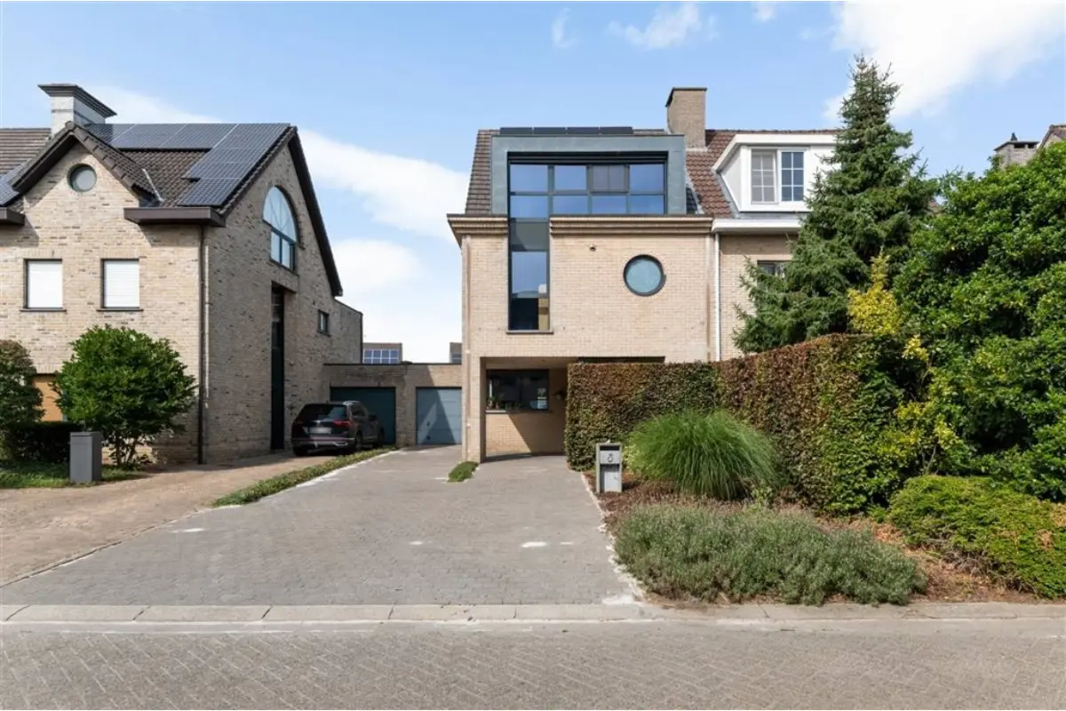 Huis te  koop in Wommelgem 2160 569000.00€ 3 slaapkamers 193.00m² - Zoekertje 636326