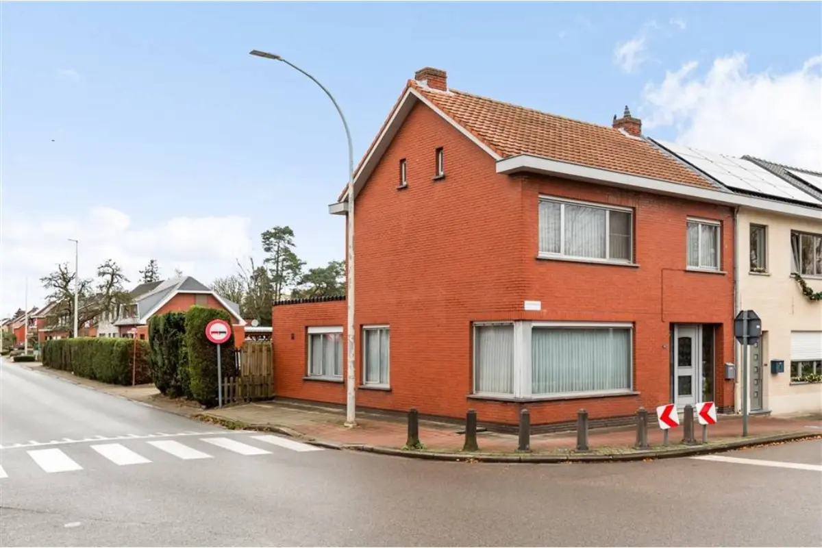 Huis te  koop in Halle 2980 415000.00€ 3 slaapkamers 143.00m² - Zoekertje 635960