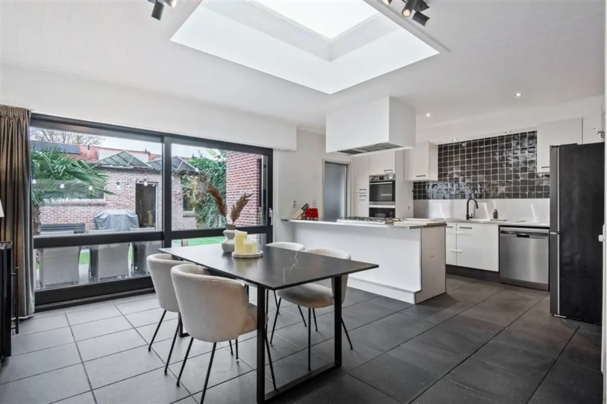 Huis te  koop in Lier 2500 479000.00€ 3 slaapkamers 175.00m² - Zoekertje 637435