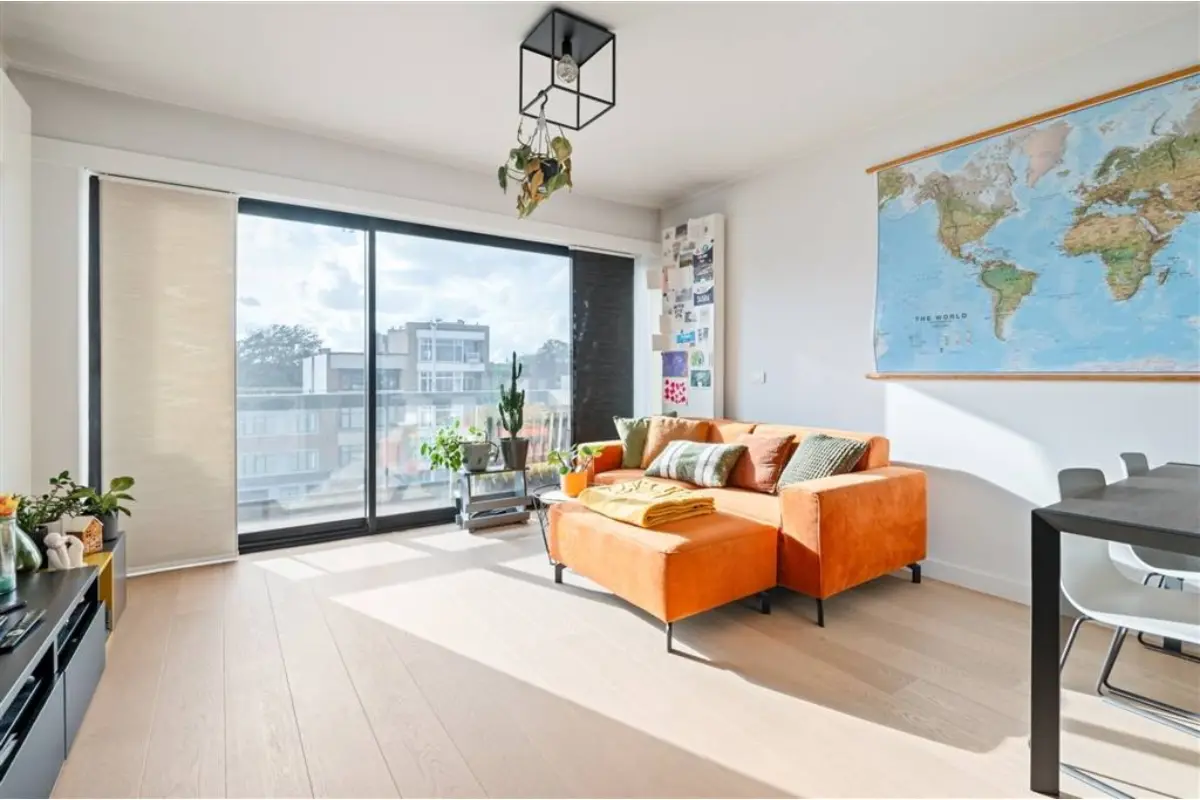 Appartement te  koop in Berchem 2600 249000.00€ 2 slaapkamers 70.00m² - Zoekertje 637439