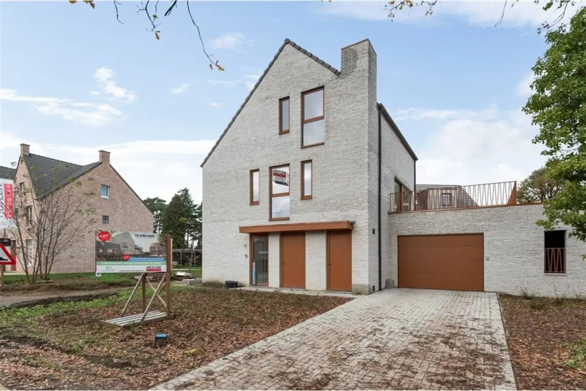 Huis te  koop in Olen 2250 344805.00€ 3 slaapkamers 143.10m² - Zoekertje 636696