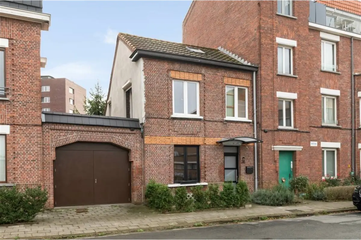 Huis te  koop in Antwerpen 2030 339000.00€ 4 slaapkamers m² - Zoekertje 636760