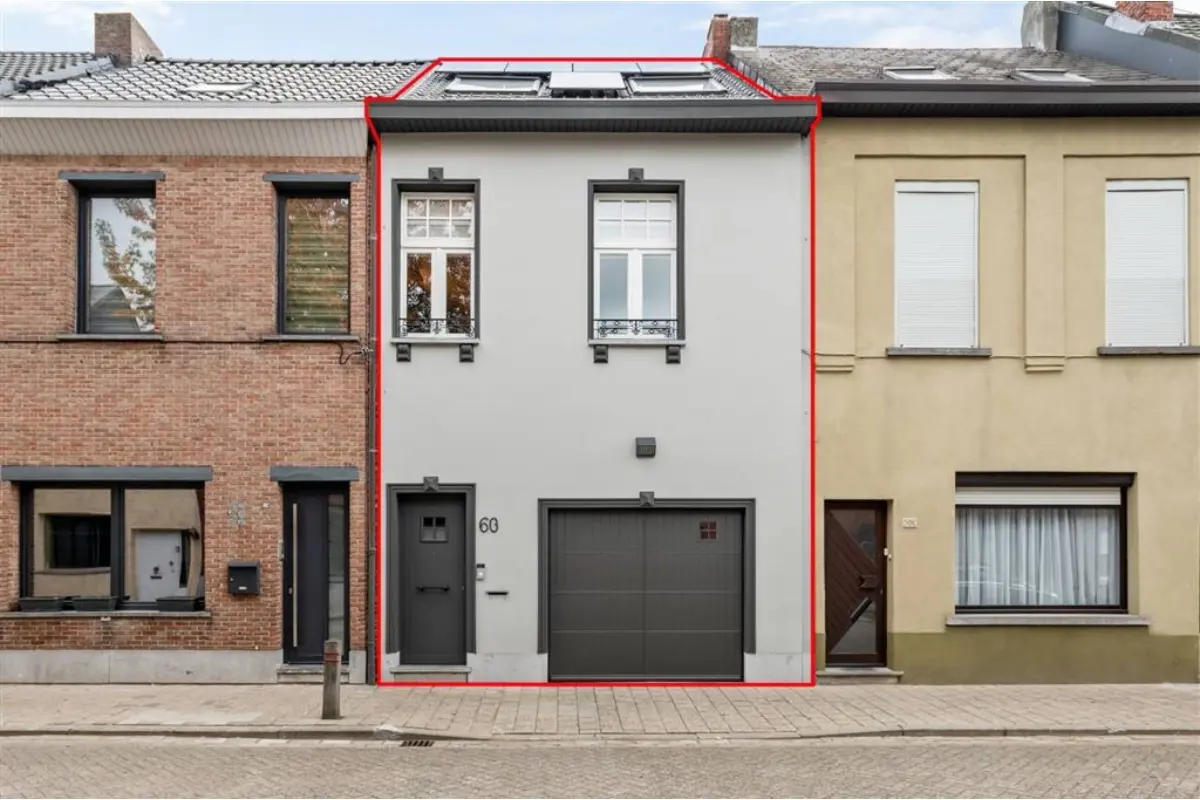 Huis te  koop in Turnhout 2300 389000.00€ 3 slaapkamers 207.00m² - Zoekertje 637319