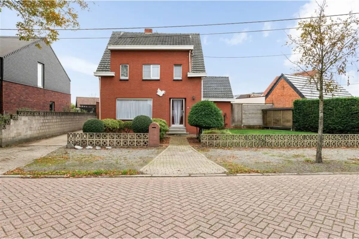 Huis te  koop in Oud-Turnhout 2360 329000.00€ 3 slaapkamers 171.00m² - Zoekertje 637318