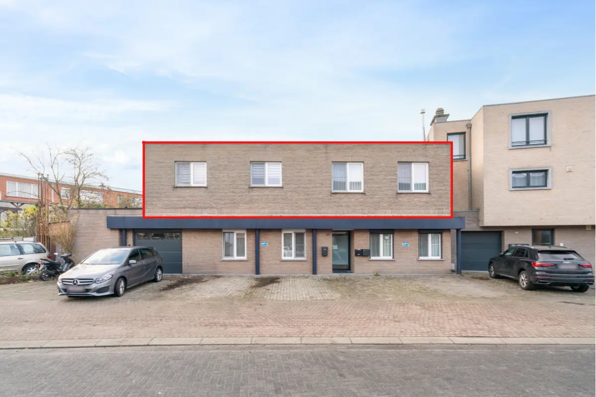 Appartement te  koop in Zwijndrecht 2070 299000.00€ 4 slaapkamers 151.00m² - Zoekertje 638434