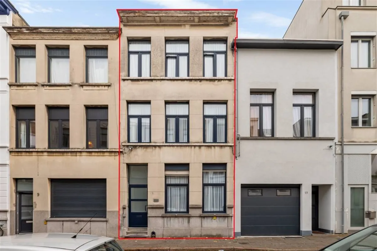 Huis te  koop in Borgerhout 2140 499000.00€ 4 slaapkamers 198.00m² - Zoekertje 638125