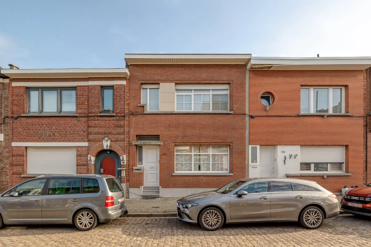 Huis te  in Wilrijk 2610 329000.00€ 3 slaapkamers 116.00m² - Zoekertje 638455