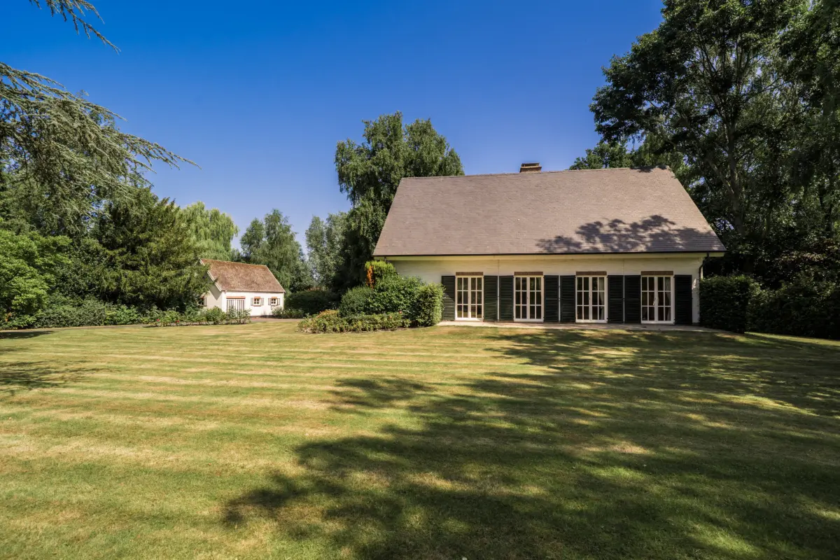 Huis te  koop in Zwijndrecht 2070 849000.00€ 5 slaapkamers 249.00m² - Zoekertje 639474