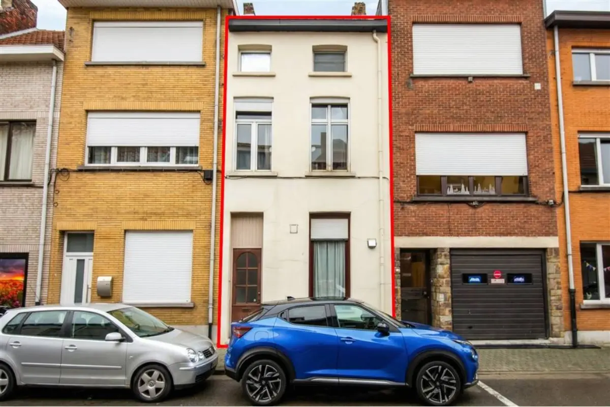 Huis te  koop in Mechelen 2800 320000.00€ 4 slaapkamers 164.00m² - Zoekertje 639495