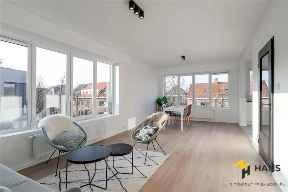 Appartement te  koop in Ekeren 2180 295000.00€ 3 slaapkamers 92.00m² - Zoekertje 640035