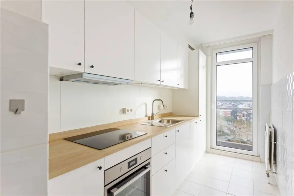 Appartement te  koop in Berchem 2600 242000.00€ 2 slaapkamers 85.00m² - Zoekertje 640372