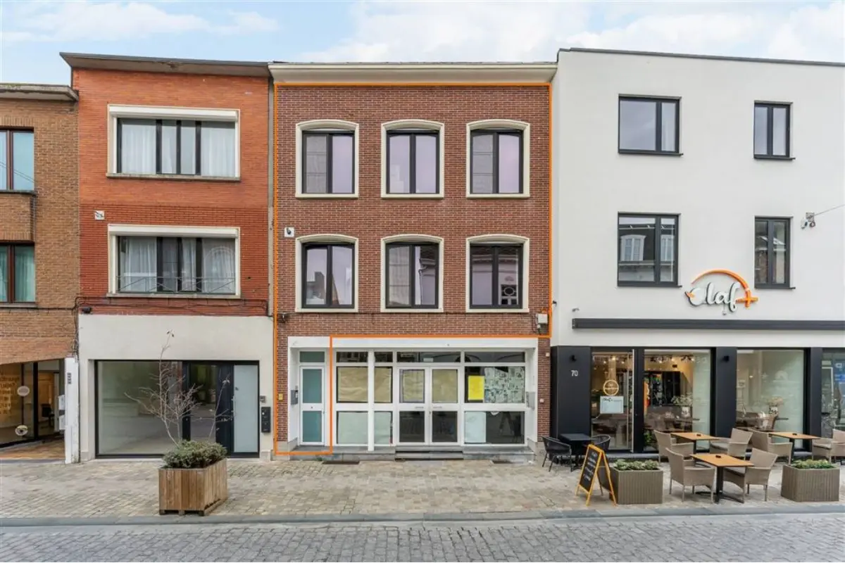 Appartement te  koop in Herentals 2200 299000.00€ 3 slaapkamers 157.00m² - Zoekertje 640464