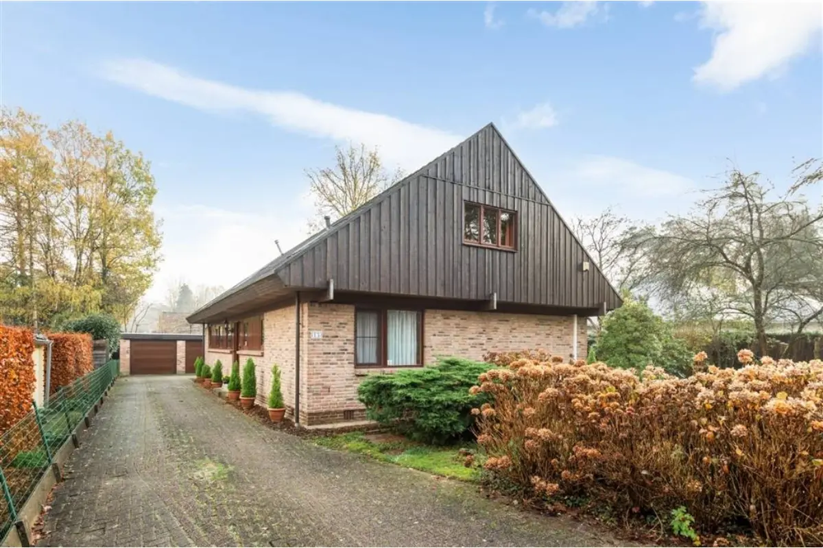 Huis te  koop in Sint-Job-in-'t-Goor 2960 569000.00€ 4 slaapkamers 226.00m² - Zoekertje 640352