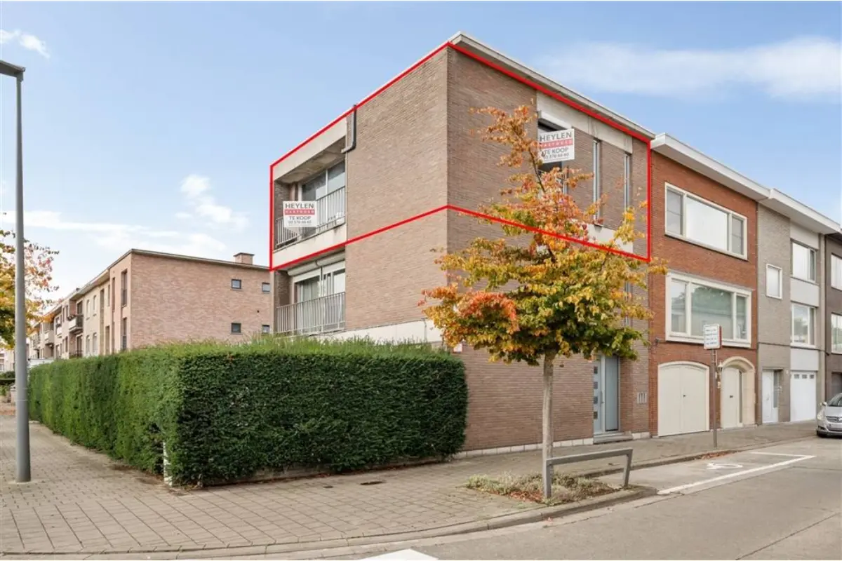 Appartement te  koop in Deurne 2100 189900.00€ 1 slaapkamers 57.00m² - Zoekertje 640335