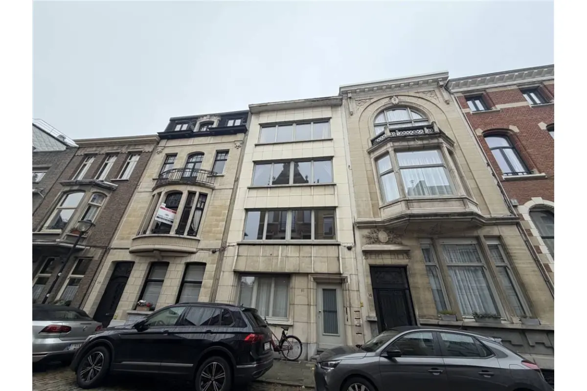 Appartement te  huur in Berchem 2600 995.00€ 2 slaapkamers 84.00m² - Zoekertje 641305