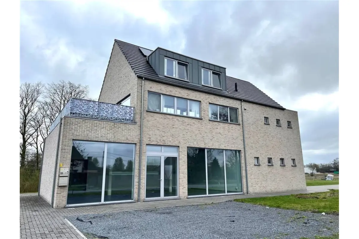 Handelszaak te  huur in Essen 2910 1300.00€  slaapkamers 220.00m² - Zoekertje 640867