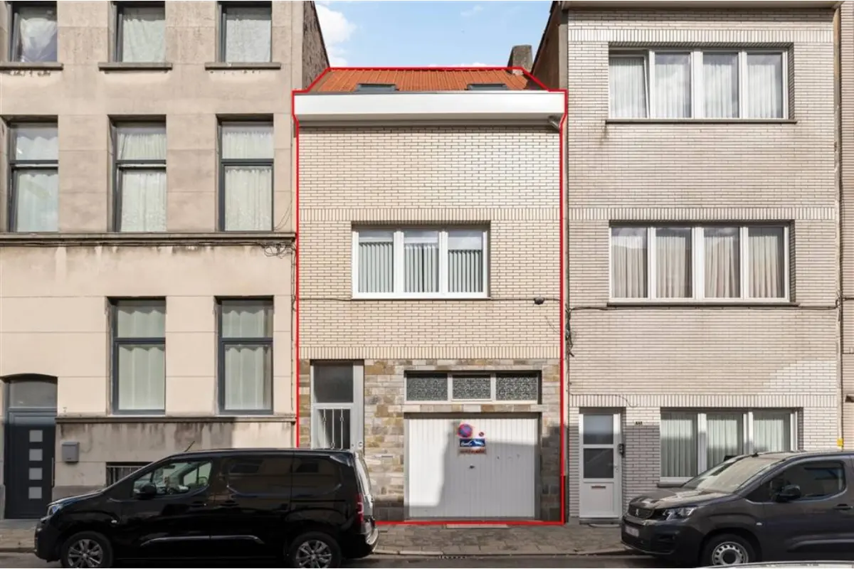 Huis te  koop in Antwerpen 2060 248000.00€ 2 slaapkamers 134.00m² - Zoekertje 640860