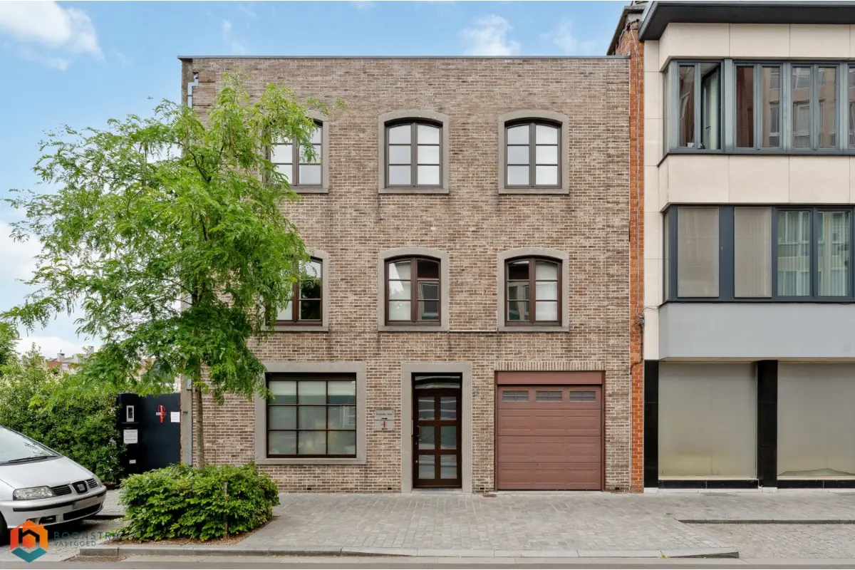 Huis te  koop in Boom 2850 433000.00€ 3 slaapkamers 316.00m² - Zoekertje 640757