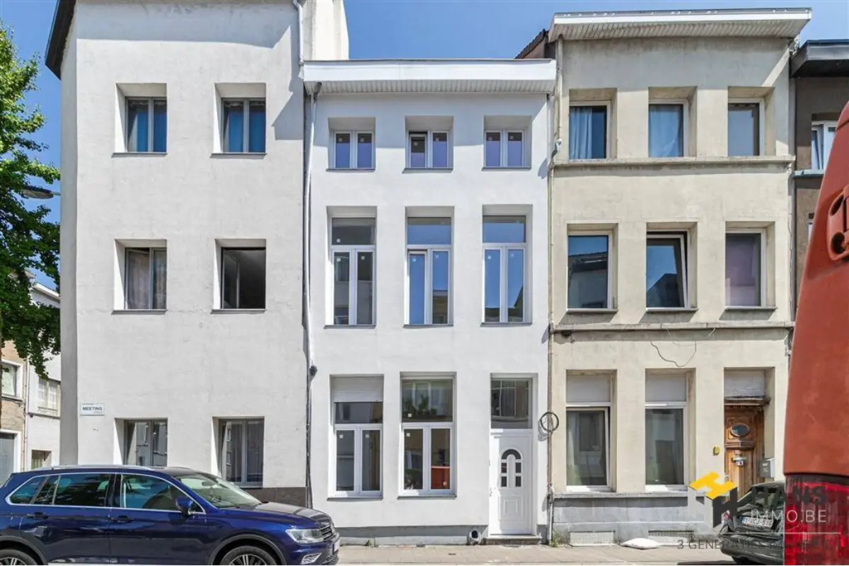 Huis te  koop in Antwerpen 2060 375000.00€ 4 slaapkamers 145.00m² - Zoekertje 641942