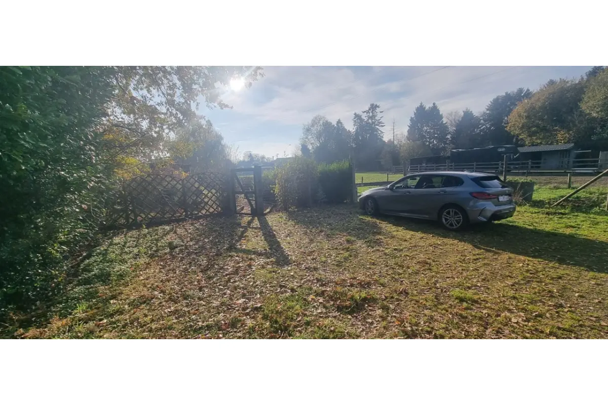 Bouwgrond te  huur in Wommelgem 2160 250.00€  slaapkamers m² - Zoekertje 642631