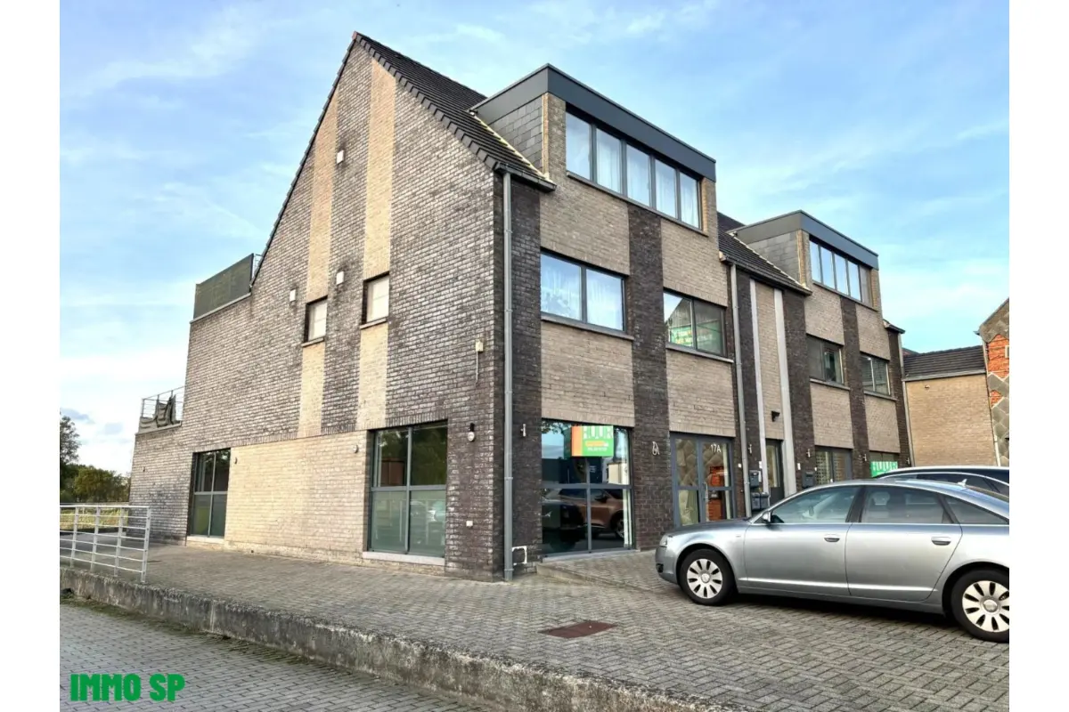 Handelszaak te  huur in Geel 2440 1800.00€  slaapkamers 120.00m² - Zoekertje 643531