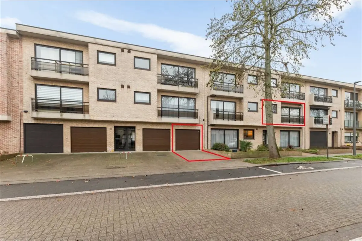 Appartement te  koop in Deurne 2100 249000.00€ 3 slaapkamers 102.00m² - Zoekertje 642746