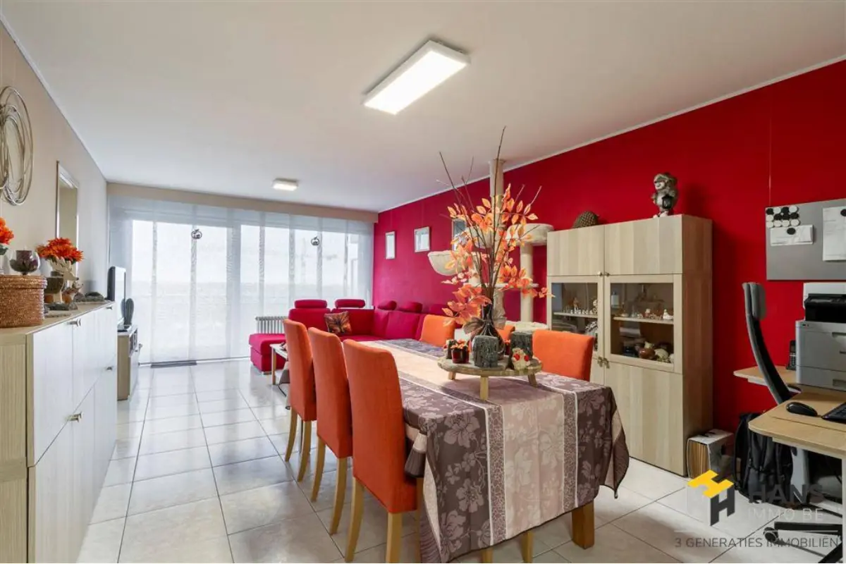 Appartement te  koop in Deurne 2100 215000.00€ 2 slaapkamers 90.00m² - Zoekertje 642989