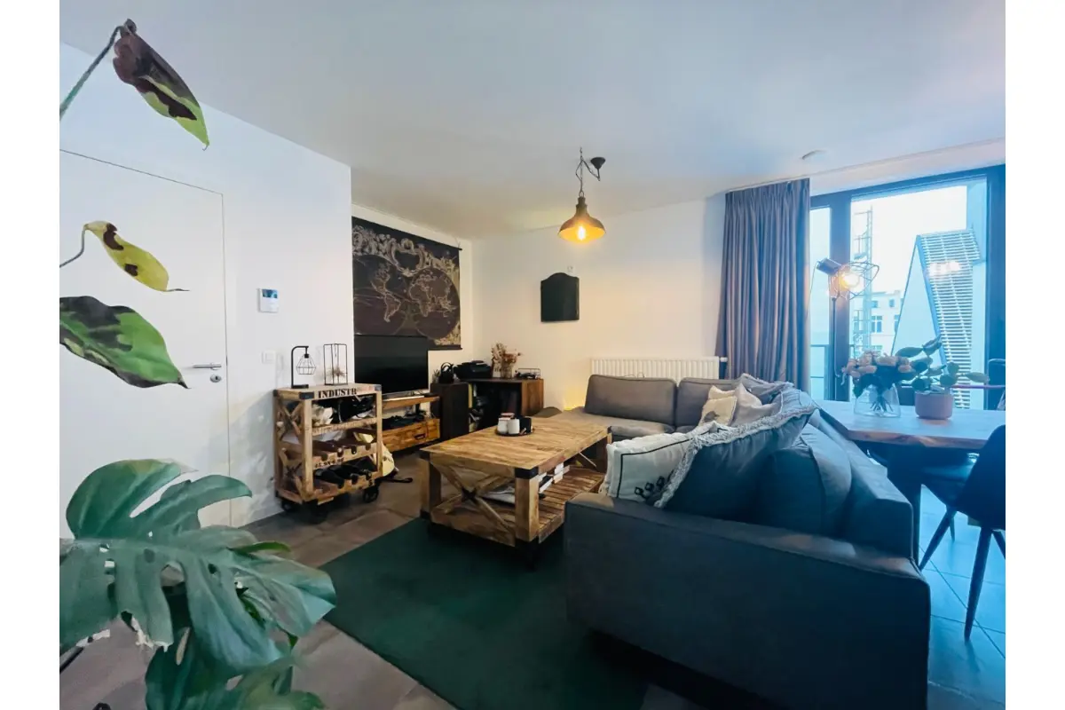 Appartement te  in Antwerpen 2000 1150.00€ 1 slaapkamers 82.00m² - Zoekertje 642693