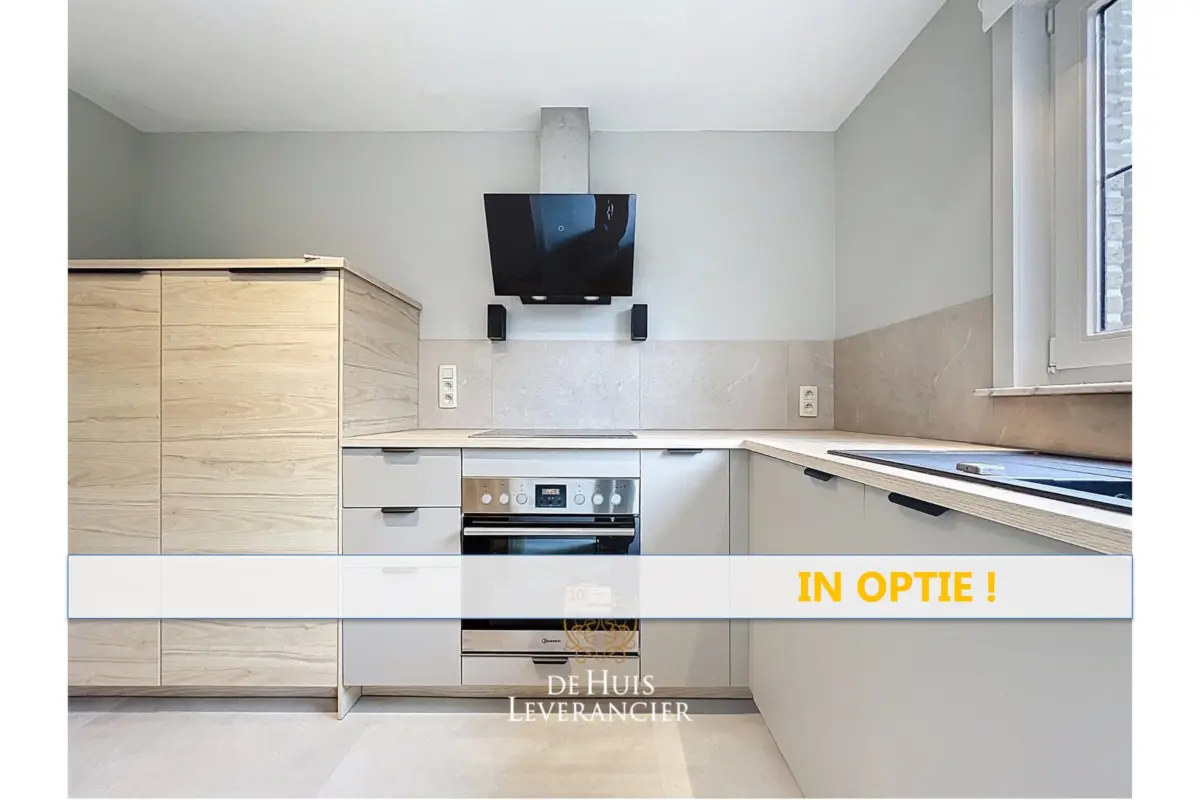 Huis te  huur in Kontich 2550 1990.00€ 3 slaapkamers 170.00m² - Zoekertje 643802