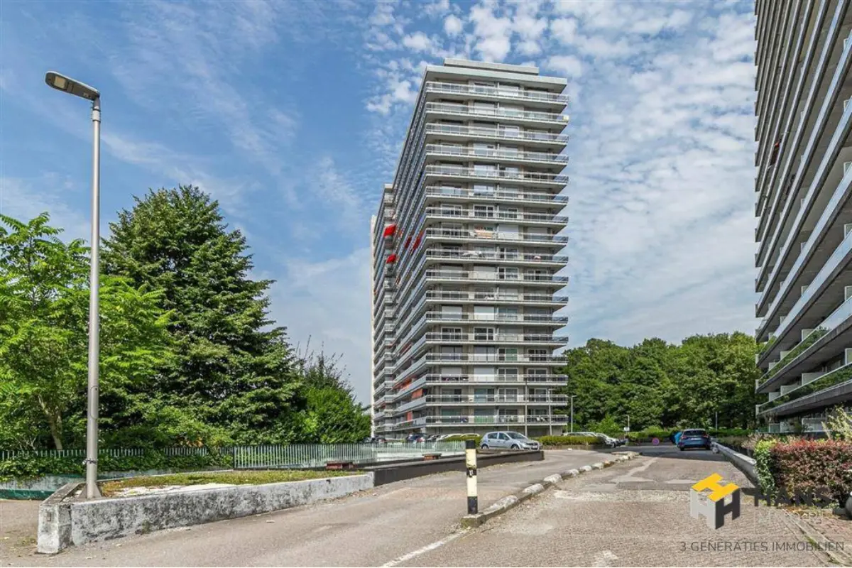 Appartement te  koop in Borgerhout 2140 175000.00€ 2 slaapkamers 82.00m² - Zoekertje 644217