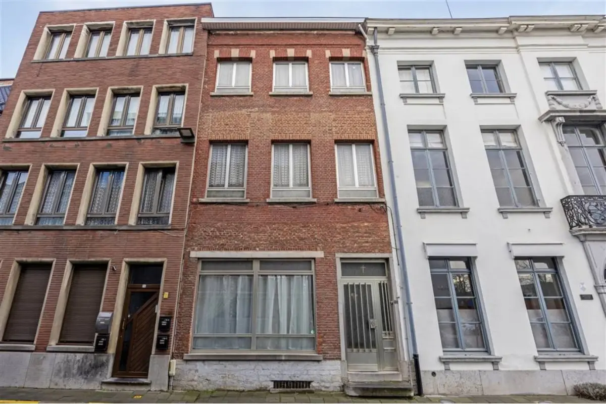 Huis te  koop in Mechelen 2800 325000.00€ 5 slaapkamers 239.00m² - Zoekertje 644093