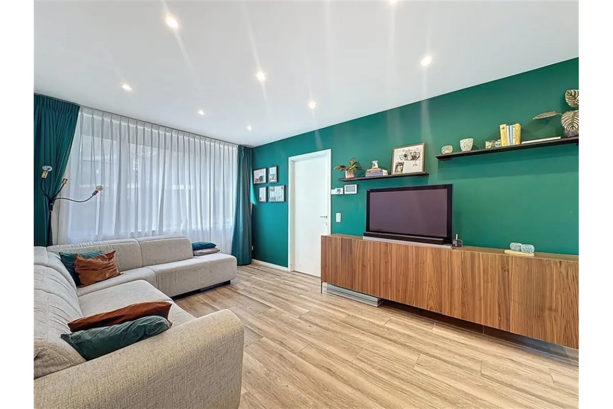 Huis te  koop in Hoboken 2660 399000.00€ 4 slaapkamers 130.00m² - Zoekertje 644798