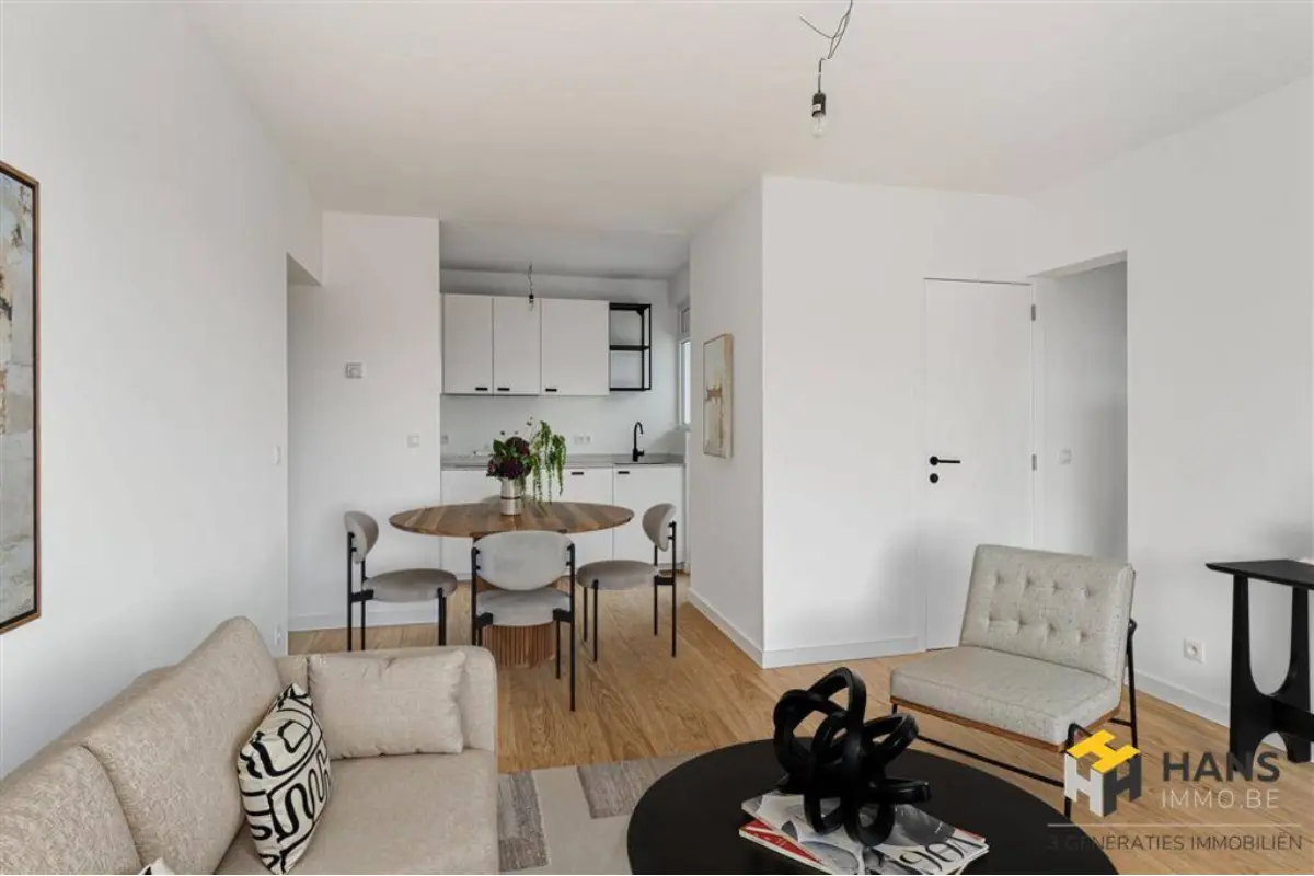 Appartement te  koop in Deurne 2100 189900.00€ 2 slaapkamers 60.00m² - Zoekertje 645062