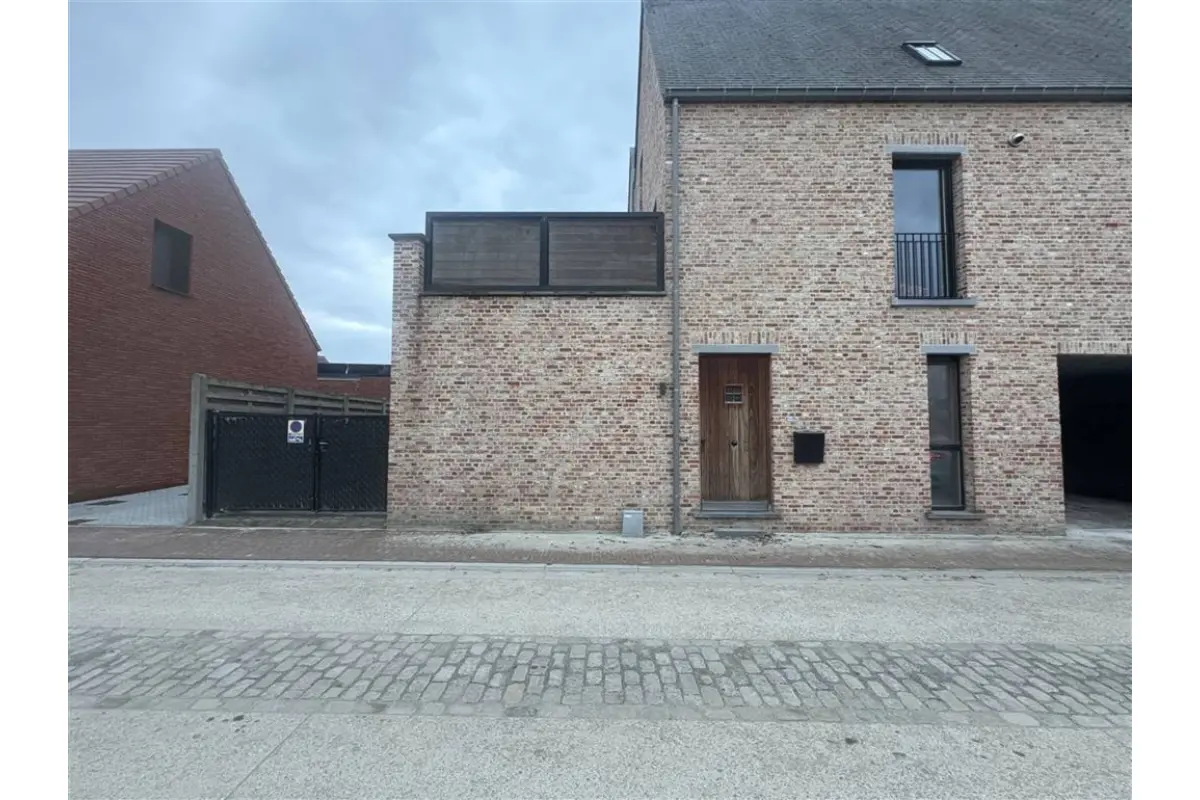 Appartement te  huur in Olen 2250 880.00€ 2 slaapkamers 99.00m² - Zoekertje 645562