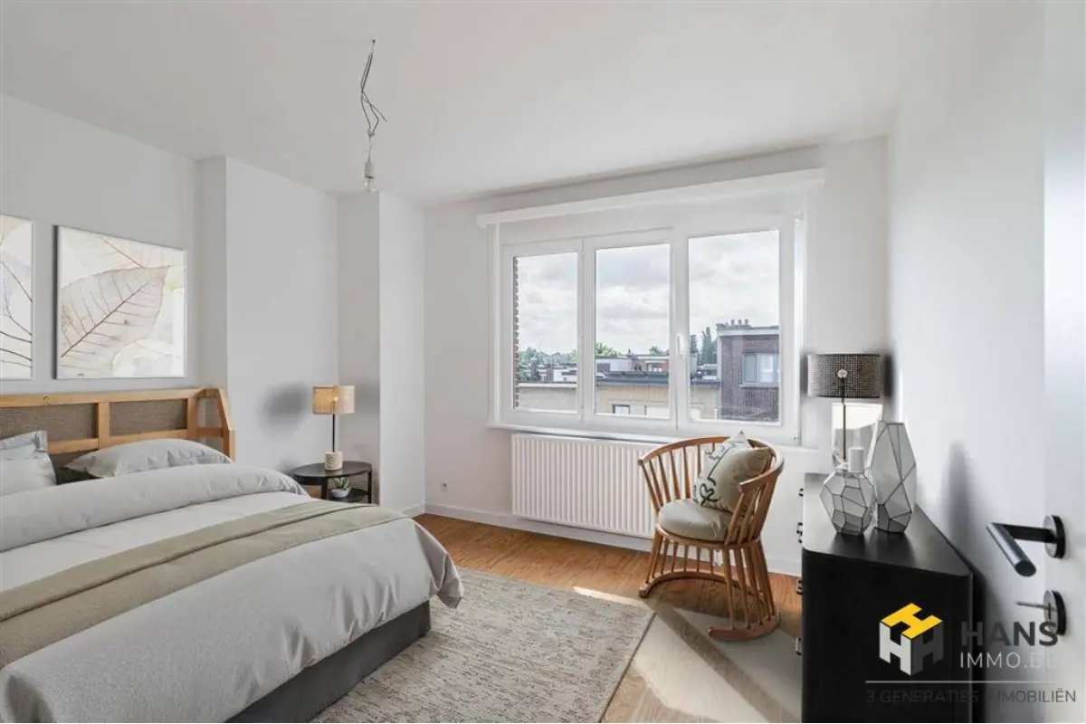 Appartement te  koop in Deurne 2100 189900.00€ 1 slaapkamers 60.00m² - Zoekertje 645002