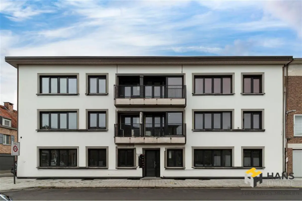 Appartement te  koop in Edegem 2650 250000.00€ 2 slaapkamers 60.00m² - Zoekertje 645086