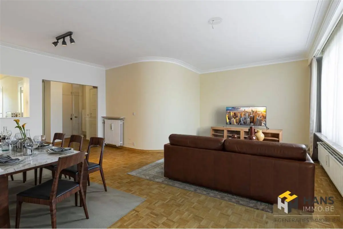 Appartement te  koop in Wilrijk 2610 245000.00€ 1 slaapkamers 96.00m² - Zoekertje 645010