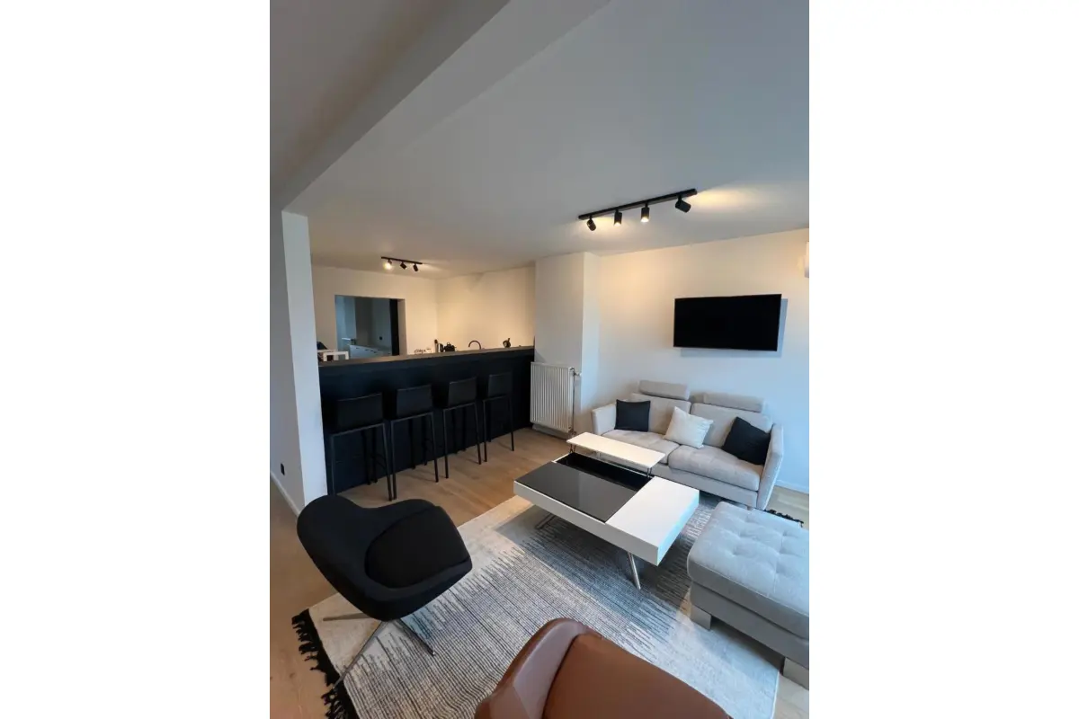 Handelszaak te  huur in Heist-op-den-Berg 2220 950.00€  slaapkamers 125.00m² - Zoekertje 645696