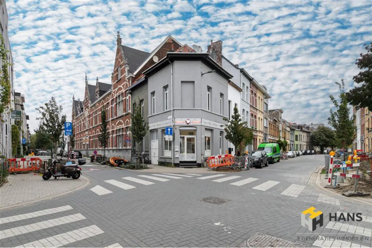 Huis te  koop in Borgerhout 2140 329000.00€ 2 slaapkamers 115.00m² - Zoekertje 645038